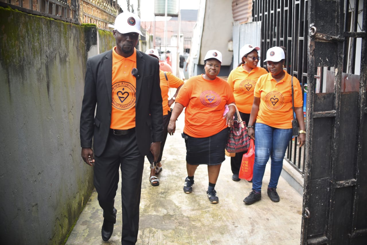 LAOF volunteers walking together to an outreach venue